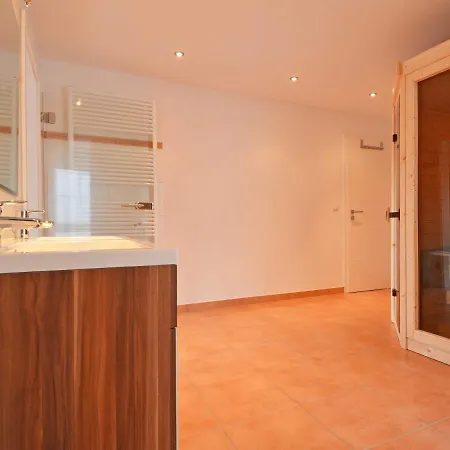 Strandhus - Apt. 01 * Sellin (Rugen)